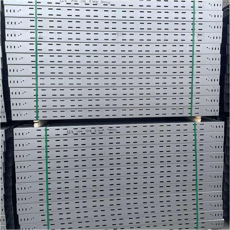 Perforierte Kabelrinne