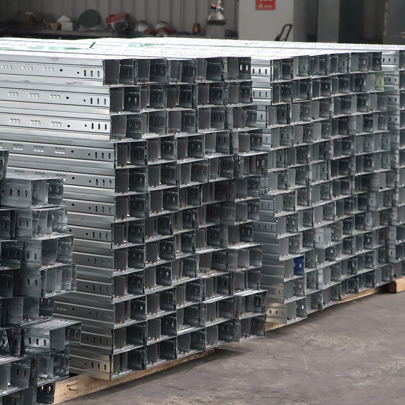 Energiesparende geformte Kabelrinne