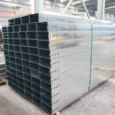 Vorverzinkte Kabelrinne