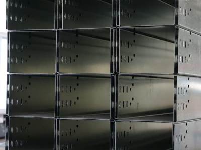 Kabelrinne und Kabelleiter