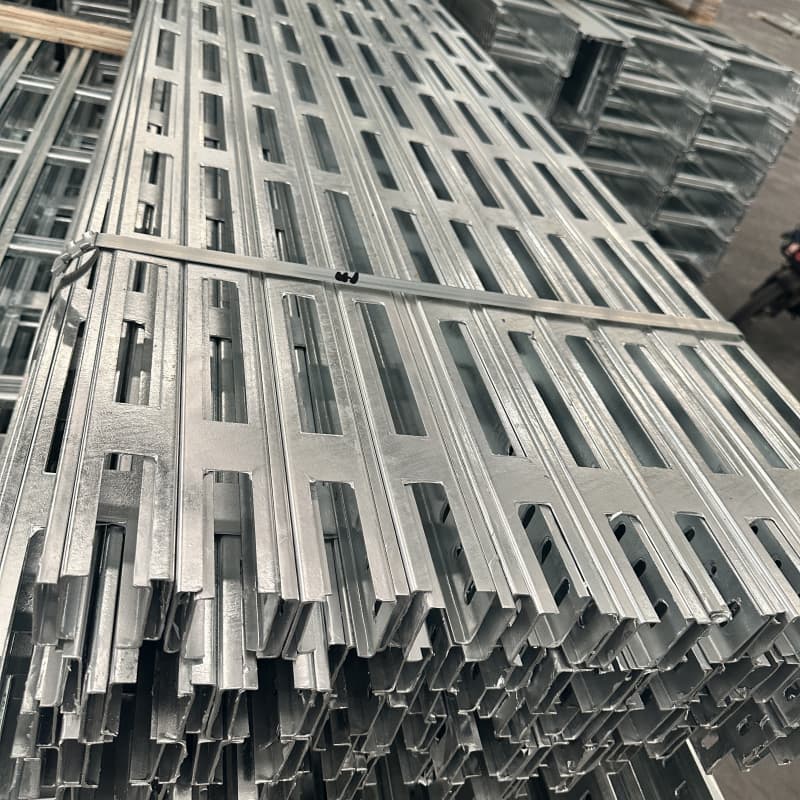 Kabelrinne mit großer Spannweite