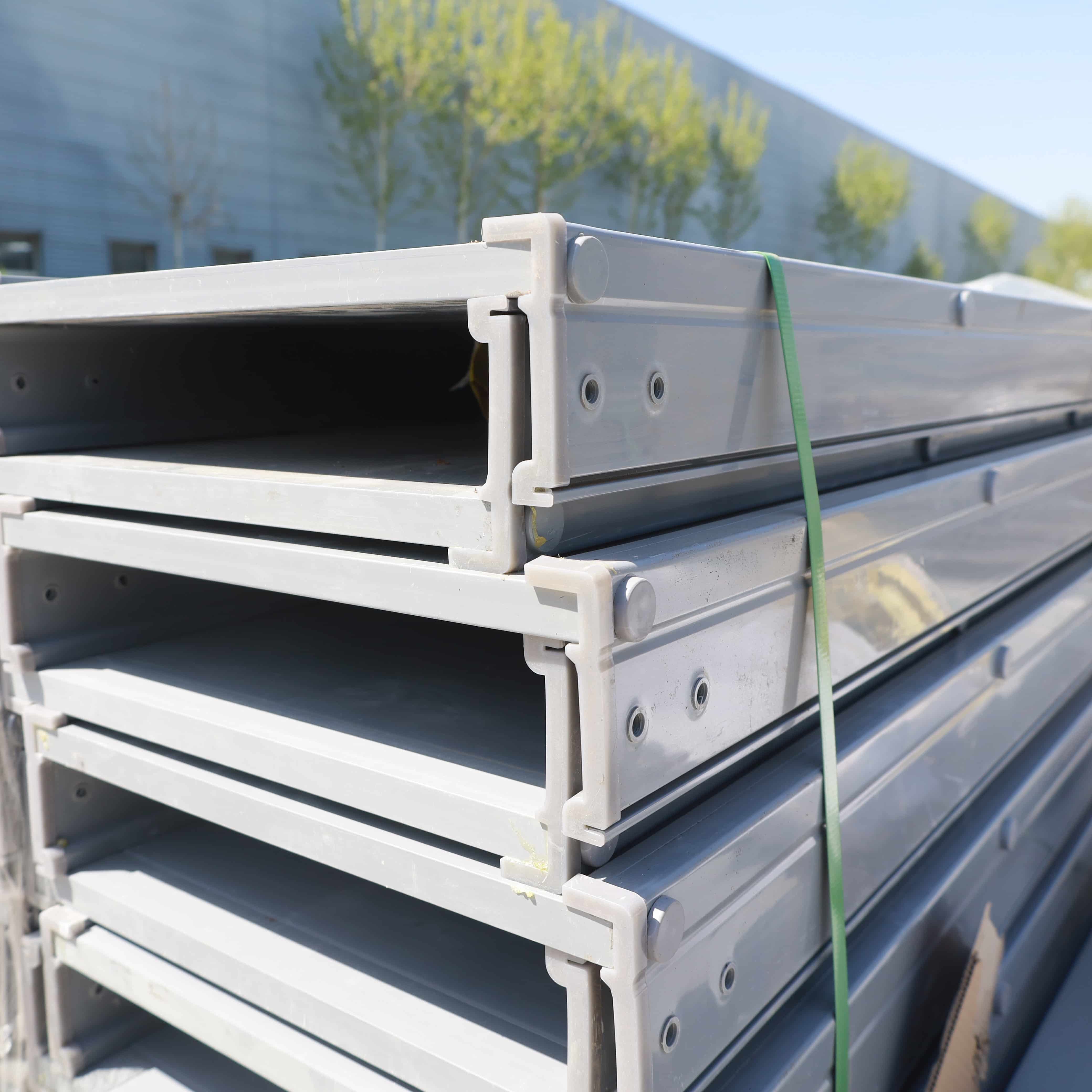 Spannweite der Kabelrinne