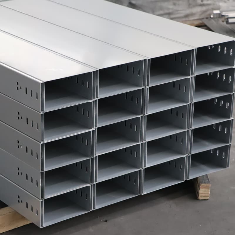 Kabelrinne und Kabelleiter