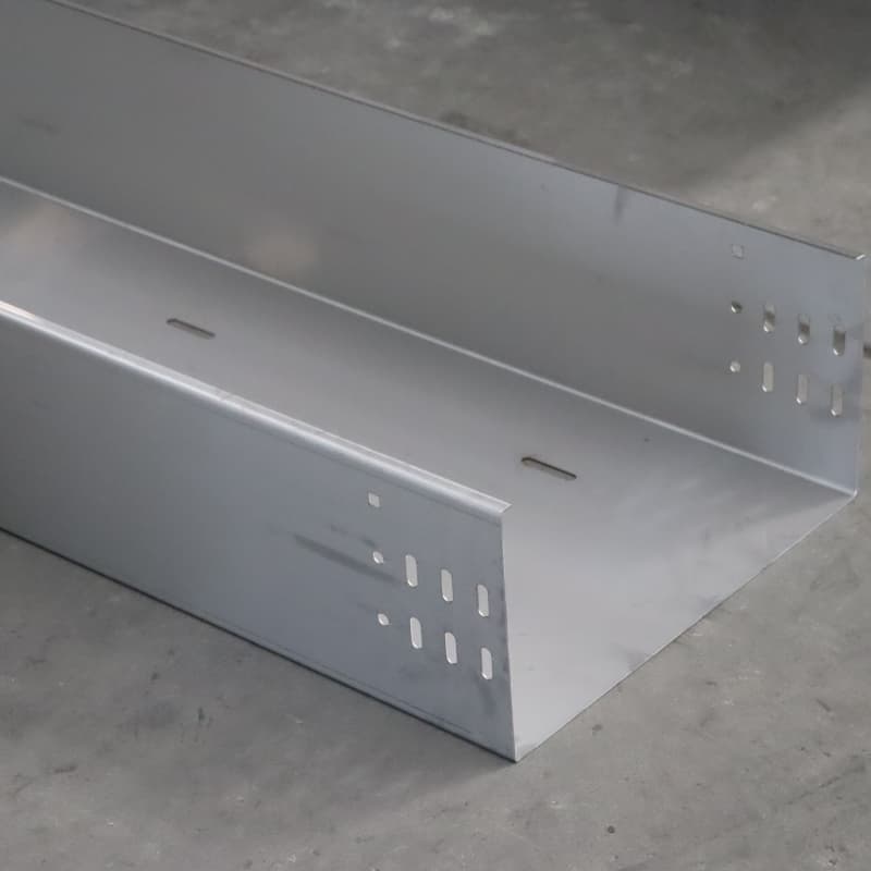 Durchgehende Kabelrinne